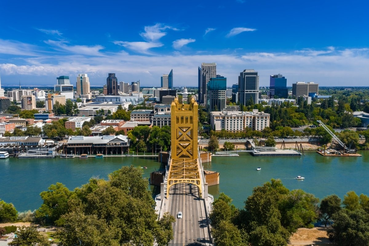 Sacramento, California neighborhood lifestyle